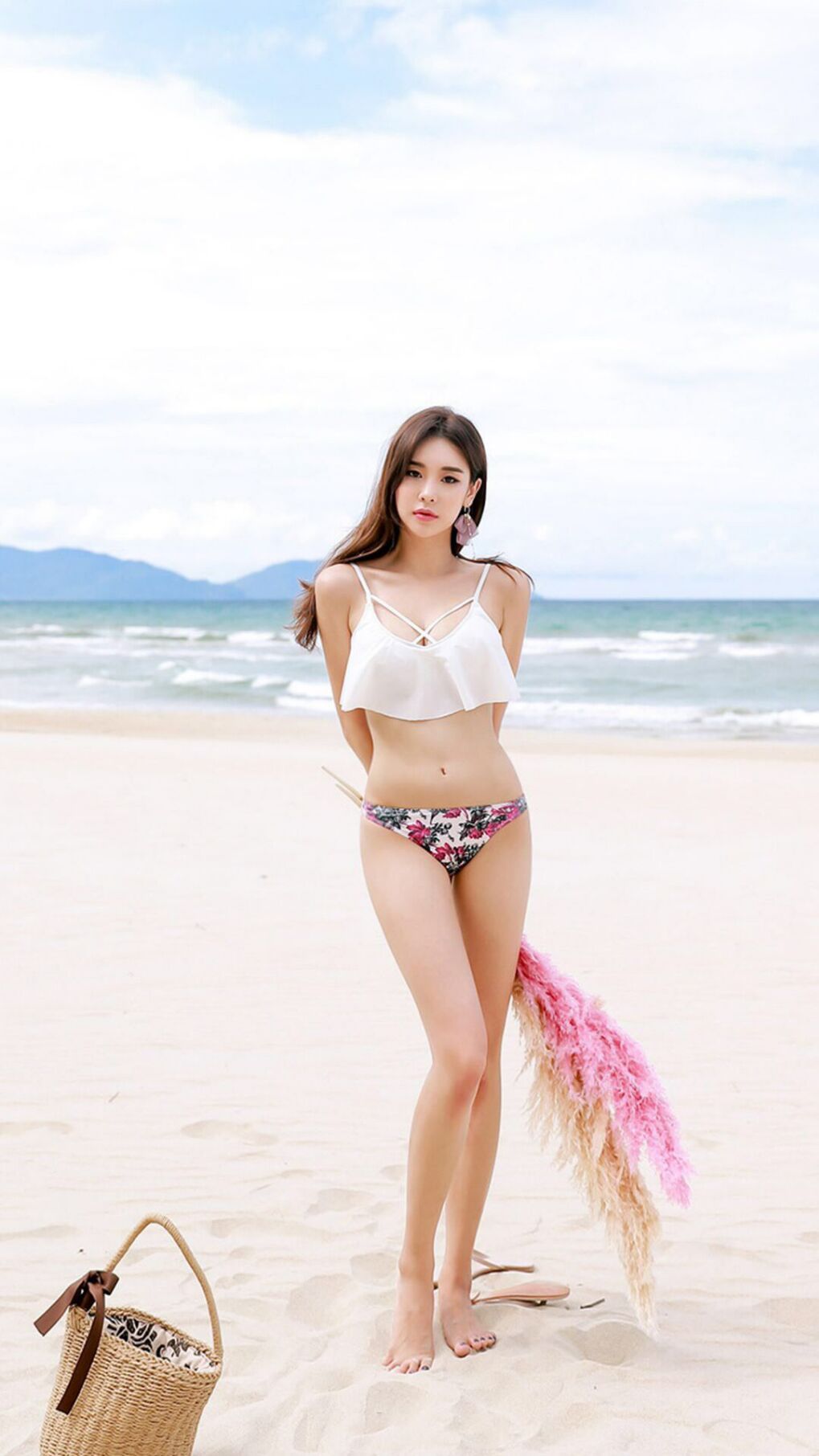 新闻中心通报运动员海外治疗及恢复计划,国外运动员退役后的待遇